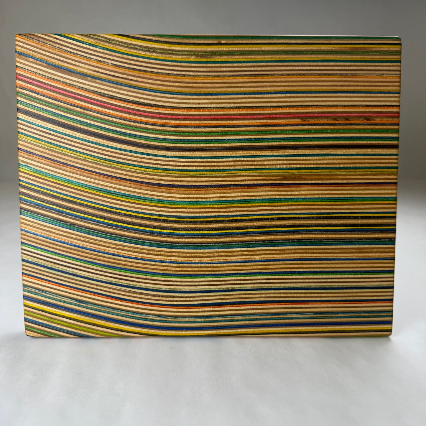 Recycled Skateboard Cutting Board (Small - 8 x 10)