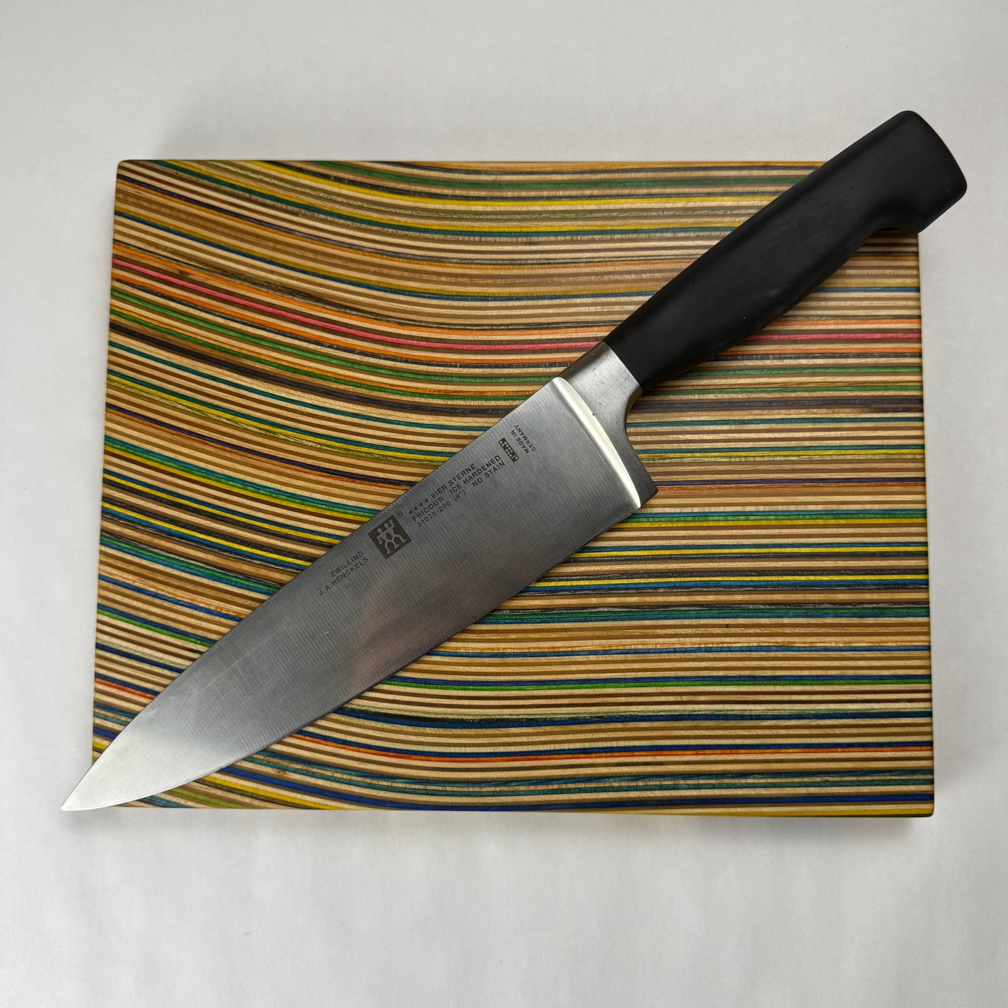 Recycled Skateboard Cutting Board (Small - 8 x 10)