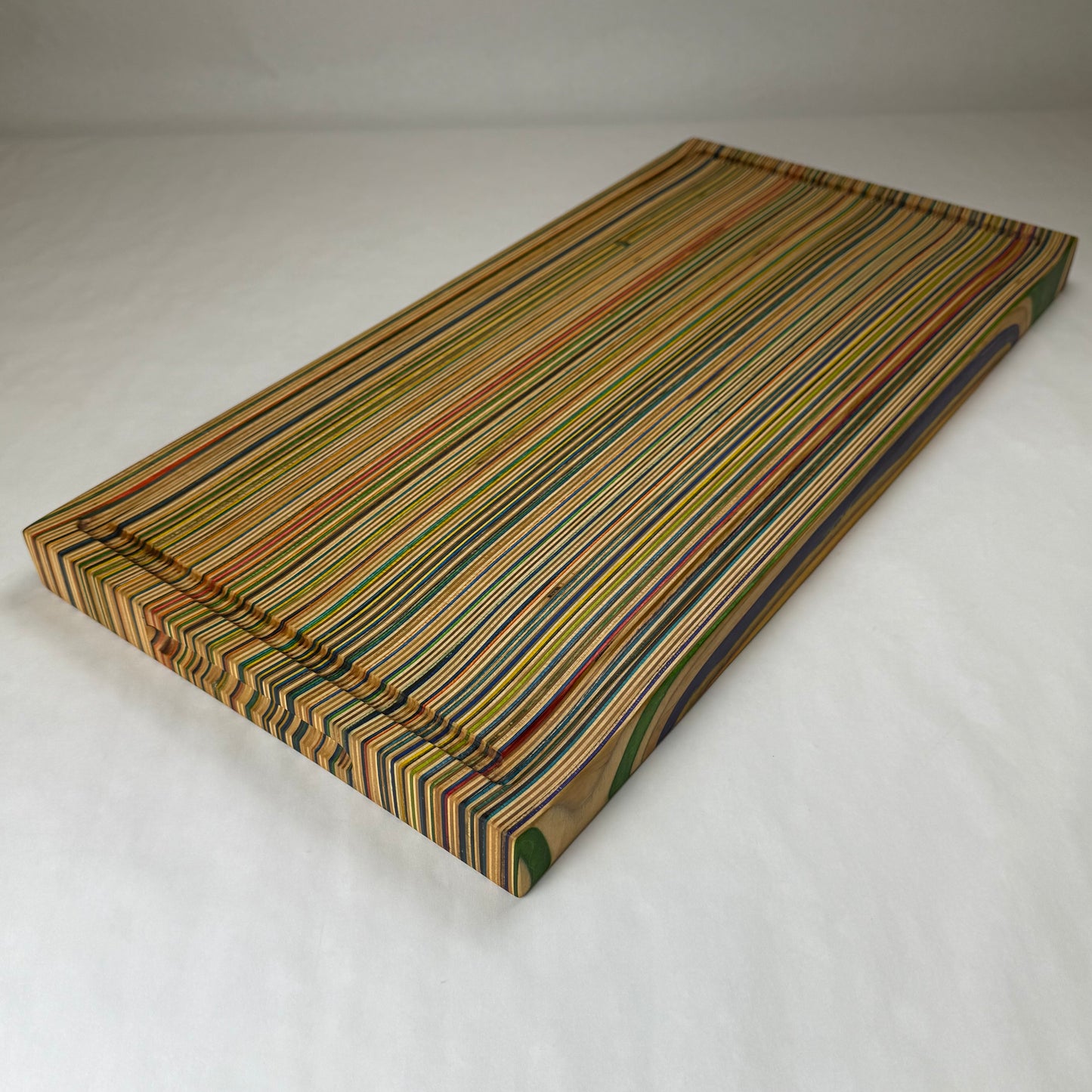 Recycled Skateboard Cutting Board (Large - 12 x 24)
