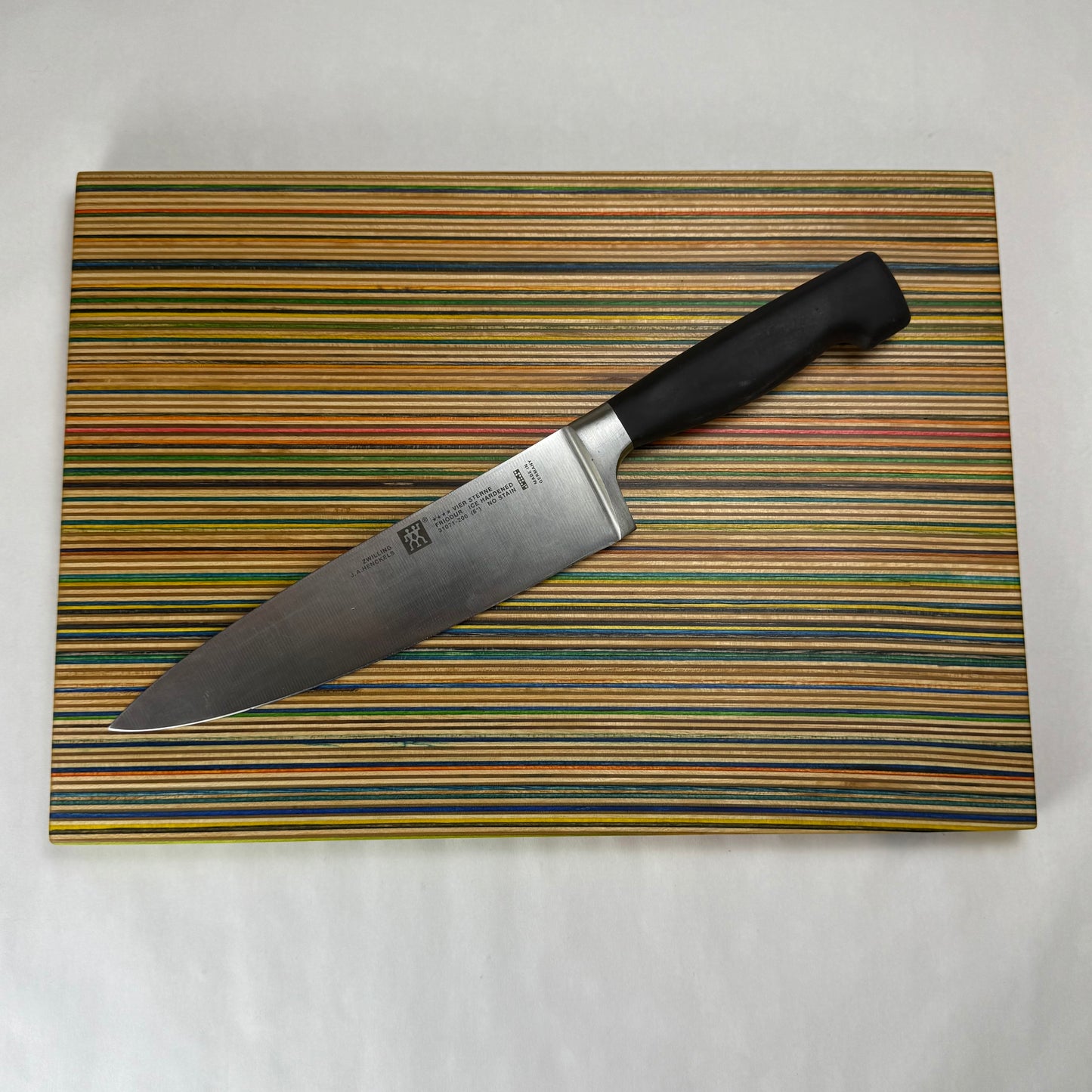Recycled Skateboard Cutting Board (Medium - 10 x 14)