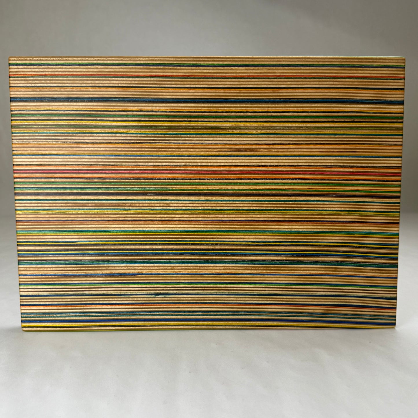Recycled Skateboard Cutting Board (Medium - 10 x 14)