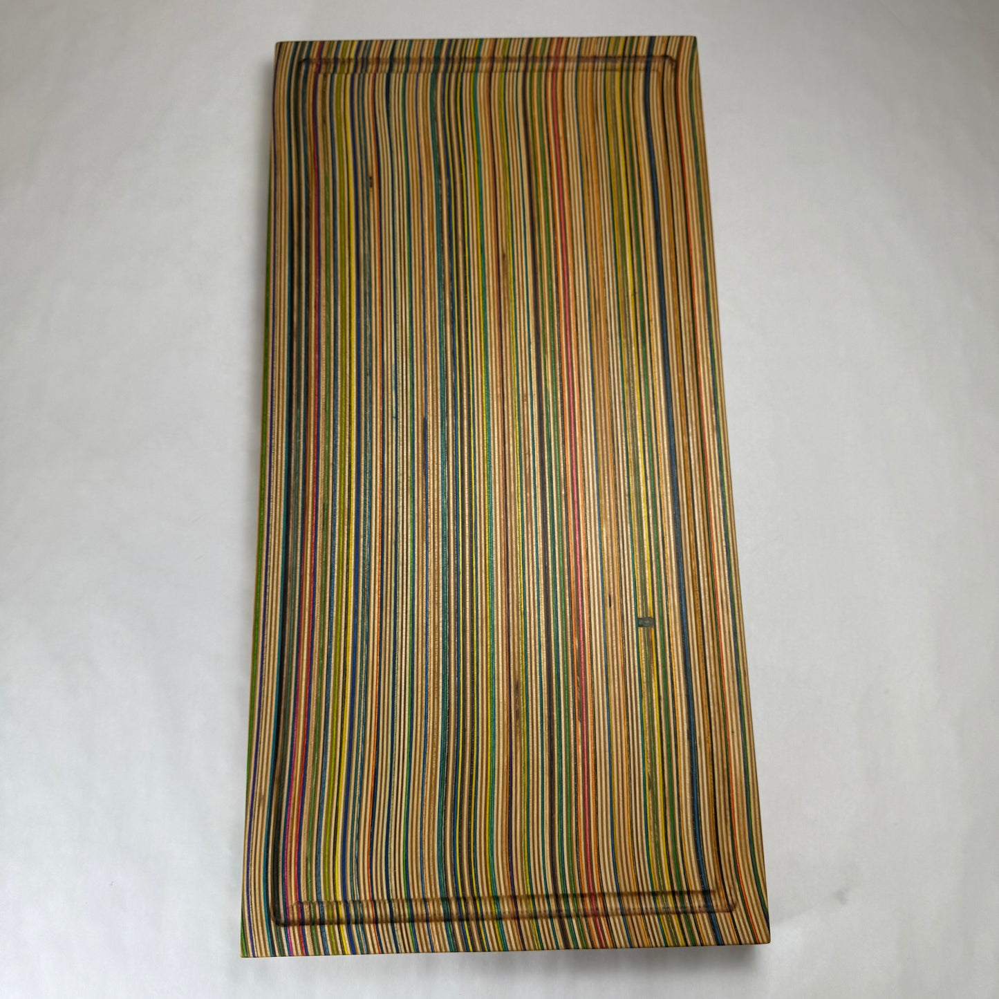 Recycled Skateboard Cutting Board (Large - 12 x 24)