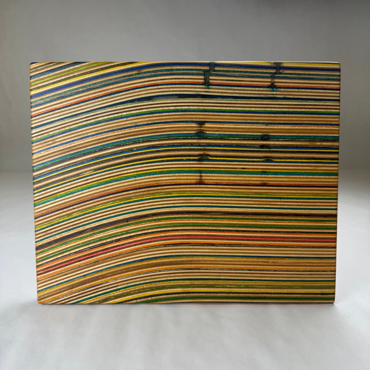Recycled Skateboard Cutting Board (Small - 8 x 10)