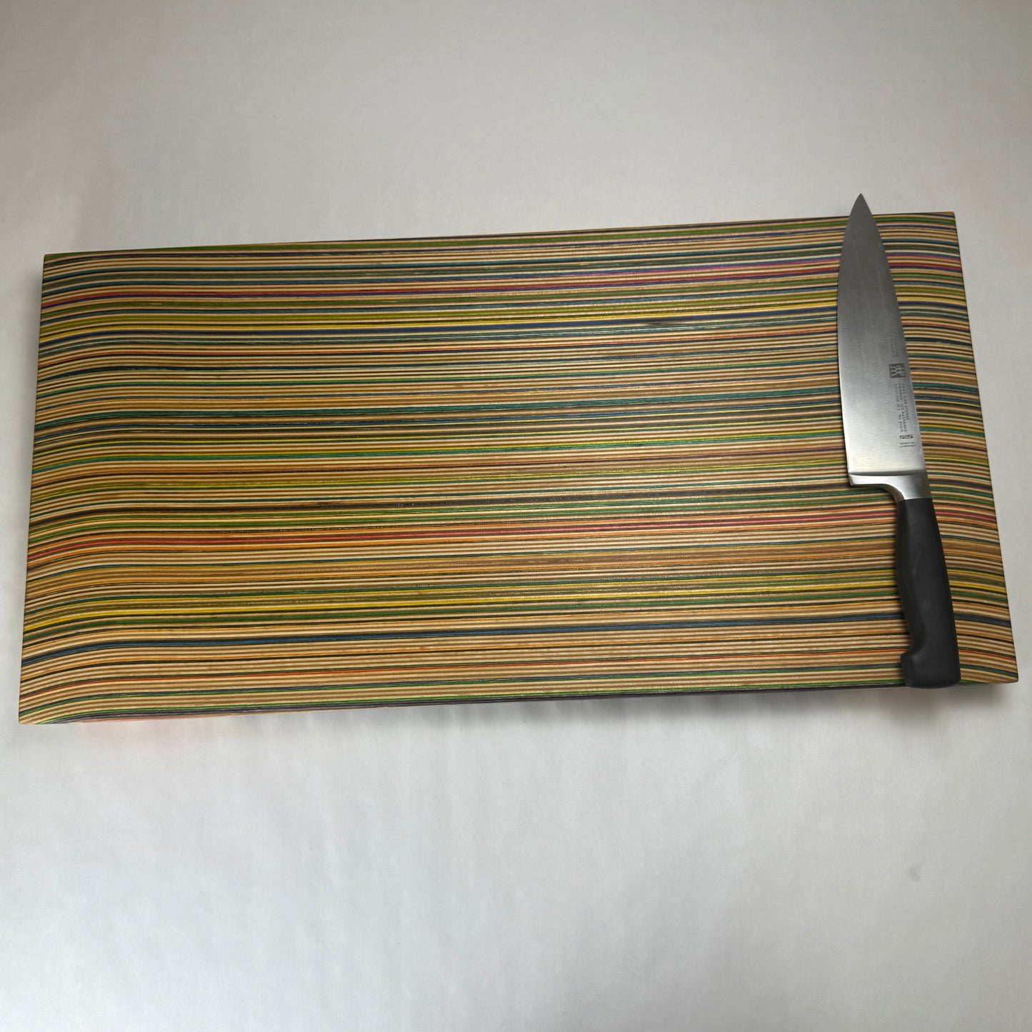 Recycled Skateboard Cutting Board (Large - 12 x 24)