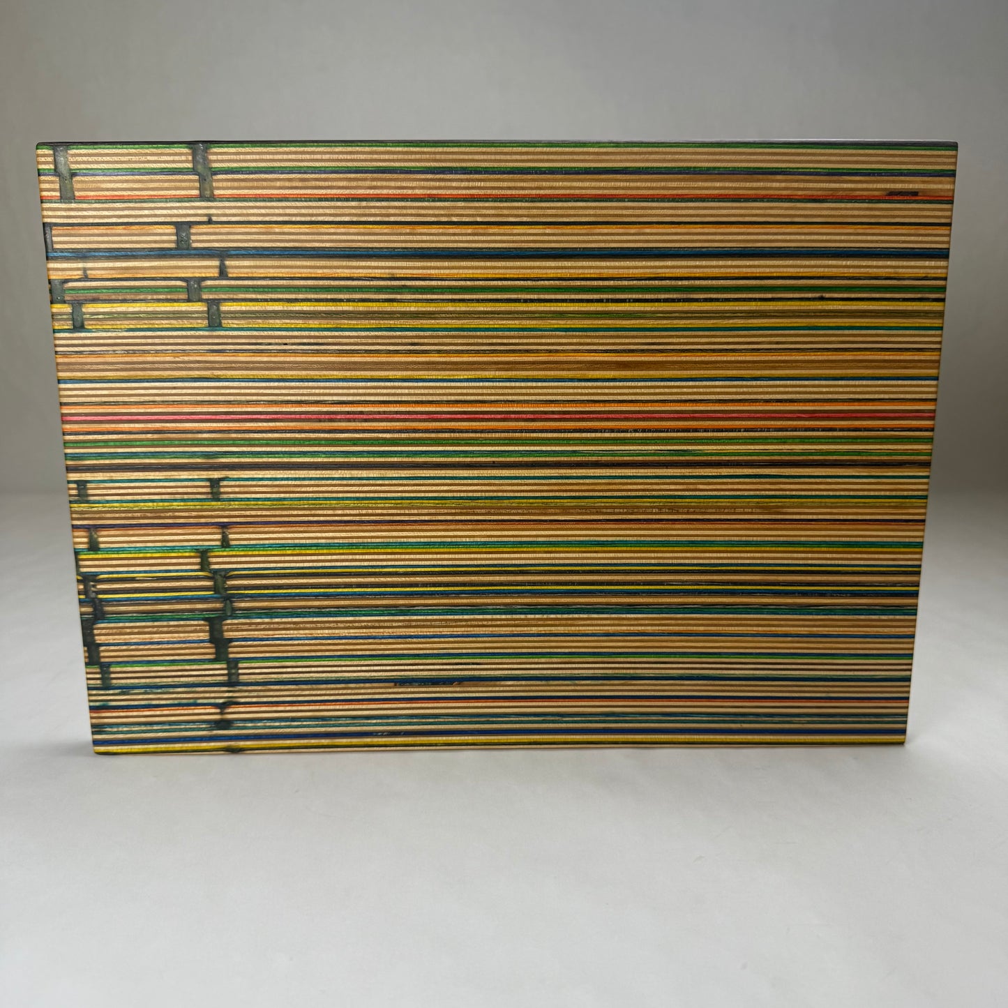 Recycled Skateboard Cutting Board (Medium - 10 x 14)