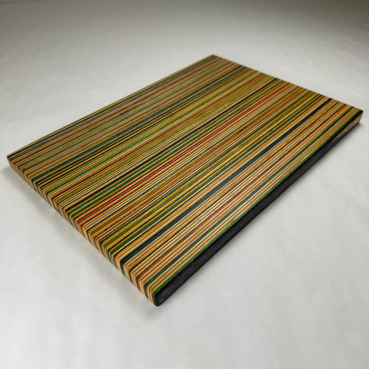 Recycled Skateboard Cutting Board (Medium - 10 x 14)